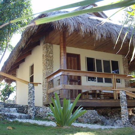 Tepanee Beach Resort Malapascua Extérieur photo