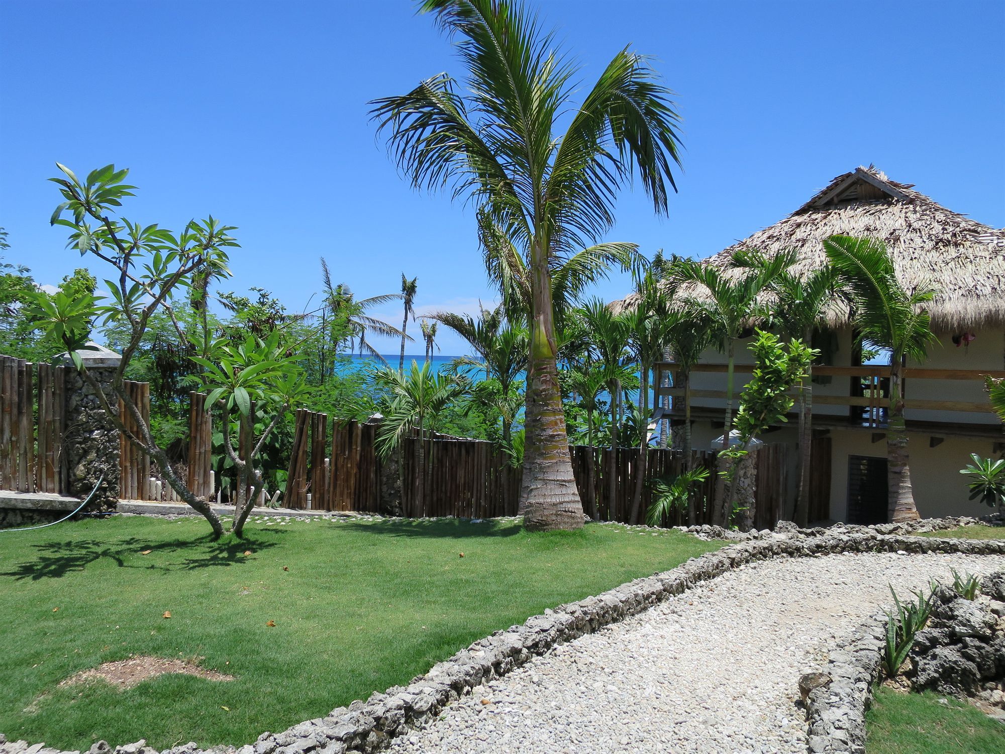 Tepanee Beach Resort Malapascua Extérieur photo